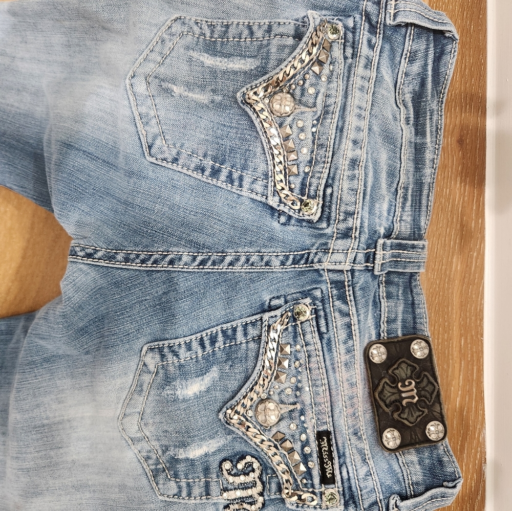 Womens Miss Me Jean's w/ bling